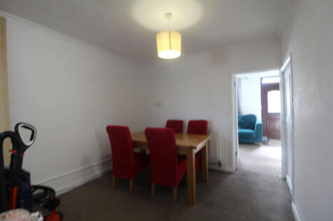 Oversetts Road, Swadlincote photo 5
