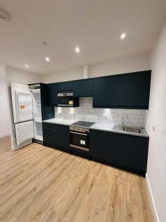 2 Bedroom Flat in TW3 1GE