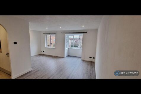 Living/Dining Area
