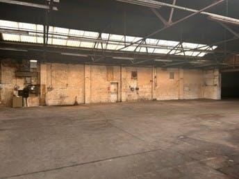 16 Hempsted warehouse 2.jpg