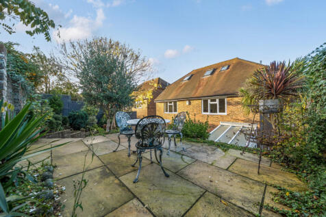 1374475-12-6904de...