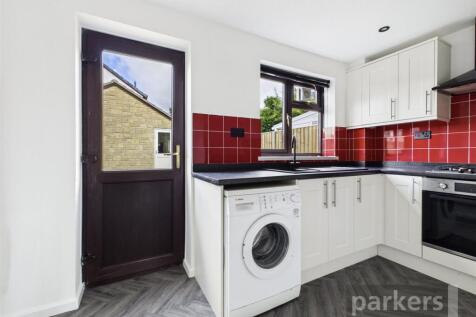 Thorney Leys, Witney, Oxfordshire, OX28 photo 3