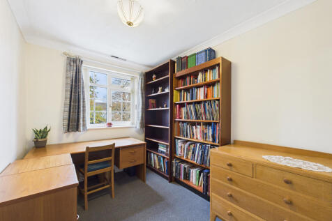 CAM01354G0-PR0607-STILL019