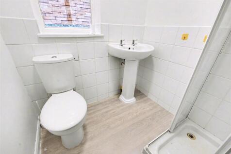 10. Shower Room_2.jpg