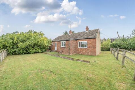 28 High Street, Astcote