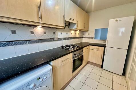 Russell Road, Nottingham, NG7 6HD photo 3