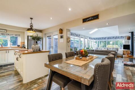 open plan kitchen dining living