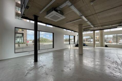 17-18 Lower Dock Walk