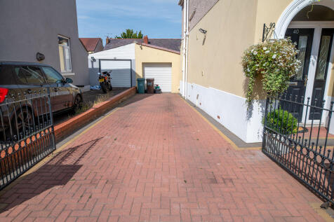 Photo 33