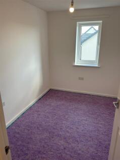 Second back bedroom.jpg