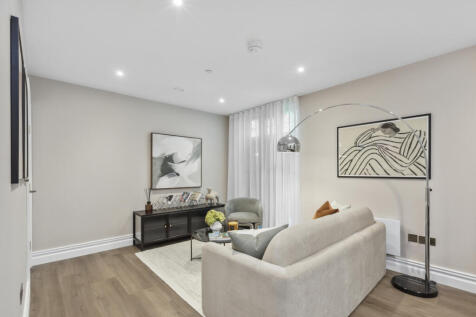 Show Apartment Living area