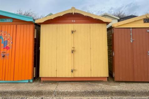 OUTSIDE VIEW OF BEACH HUT