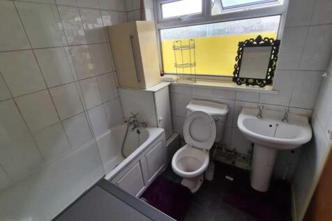 Room available, Blackford Road, Sparkhill,Birmingham   photo 3