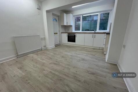 Melverley Road, Manchester, M9 photo 5
