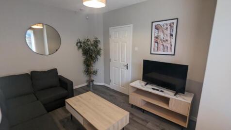 4-bed house on 4 Bed - Egerton Street, L8, £715/mo