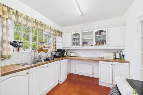 Presented by Robert at EweMove Bexleyheath and Dar