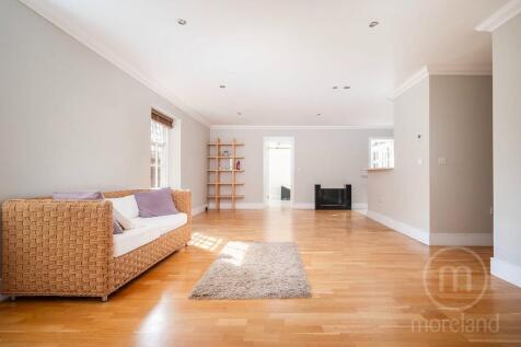 London, NW11 - property photo
