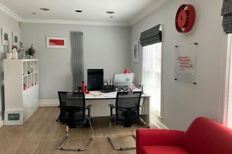 Office to rent Image 10
