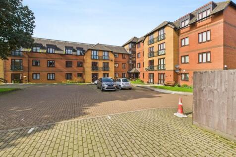 CAM02313G0-PR0076-STILL010