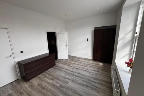 Lounge/Bedroom