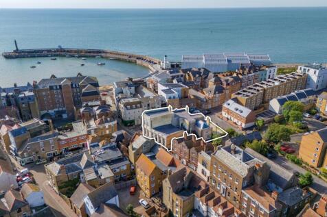 S2545_Margate_Media_Centre_aerials4.jpg