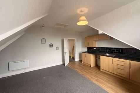 Crosby Road North, Liverpool, L22 photo 3