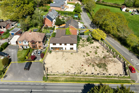 Yellow line (front elevation).png