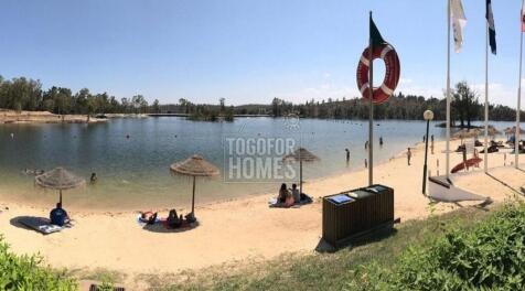 Alentejo River, Lake