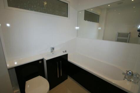Masons Court, Cippenham photo 4