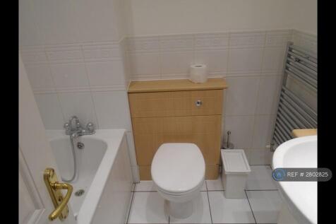 Windermere Avenue, Purfleet, RM19 photo 5