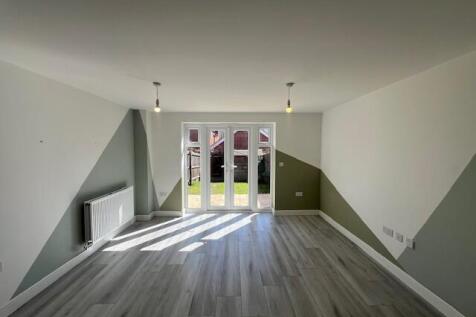 Brooke Way, STOWMARKET photo 3