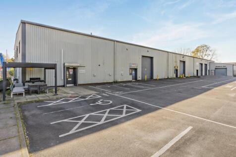 8687215-exterior01-v2-800.jpg