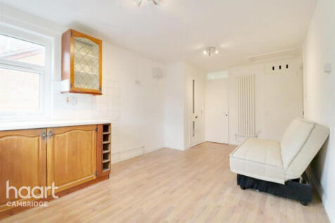 Augustus Close, Cambridge photo 3