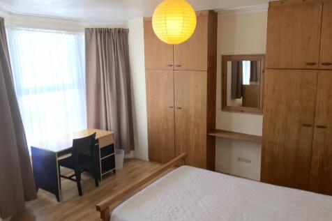 5-bed house on Arabella Street, Roath, , £2,250/mo