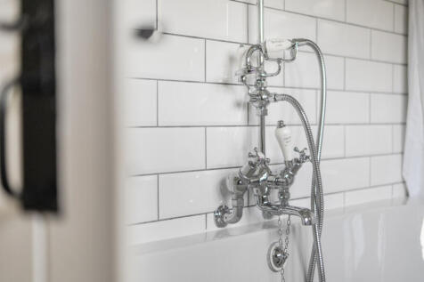 1359491-15-68dab6...