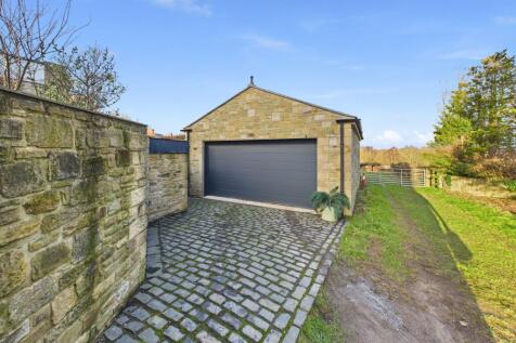 Garage and Right of Way Access