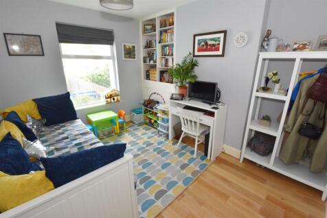 2nd Reception room_snug.jpg