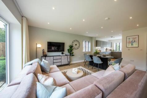 Millside Grange, 3 Bedroom Showhome, Living