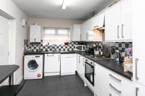 £145pppw, Wallace Avenue, Rusholme photo 5