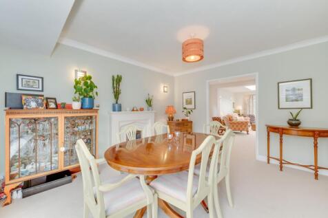 KITCHEN, DINER AND LIVING ROOM