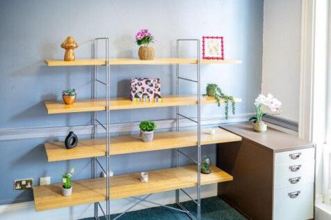 st-james-s-street-ng1-6fj-958810