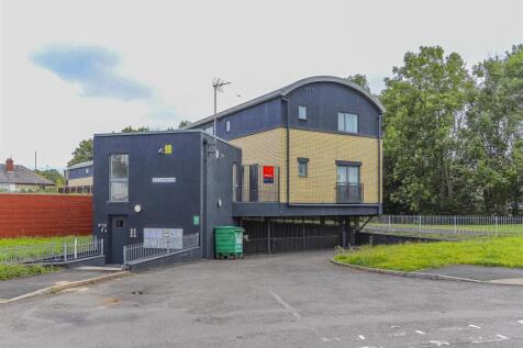 Radyr Place ext-2.jpg