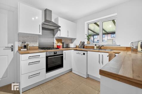 KITCHEN/DINING ROOM/BREAKFAST ROOM