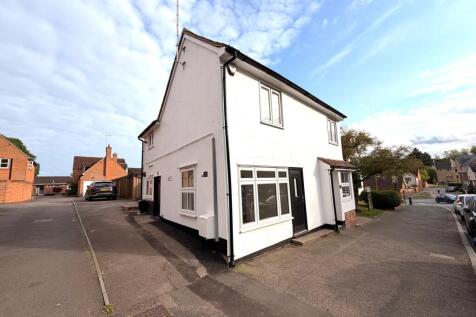 1 bed ground floor flat to rent Church Street, Br