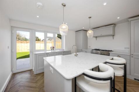 North Avenue, 9-024.JPG