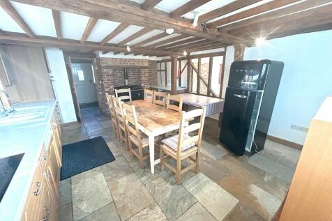 Jarvis Lane, Cranbrook, Kent, TN17 photo 4