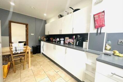 Sherwin Grove, Nottingham photo 4