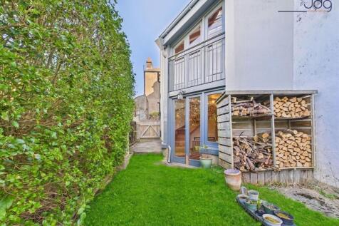 The rear extension