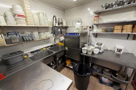 20 high street wash room.jpg