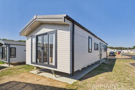 Sunseeker Thornton Exterior Rye Harbour